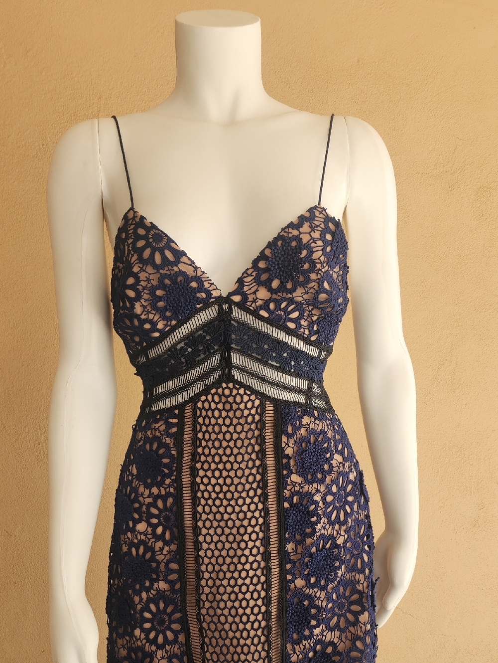 SELF-PORTRAIT Guipure Lace Midi Dress Size 0 Blue Nude Crochet A Line Party Wedd - Picture 8 of 15